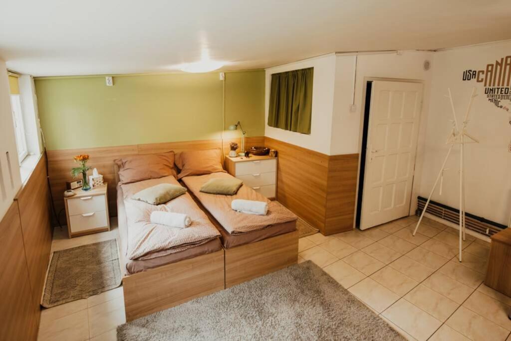 Green Centre Studio Kaloşvar Dış mekan fotoğraf